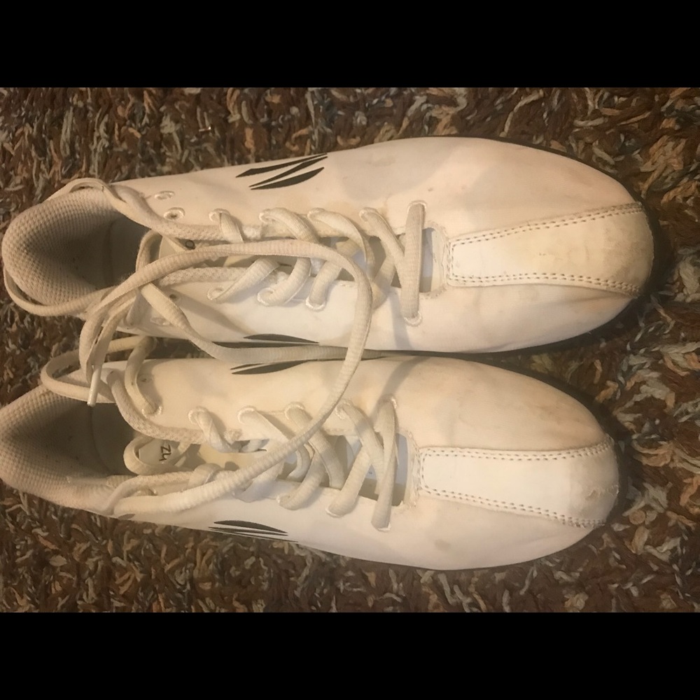 Zephz cheer shoes